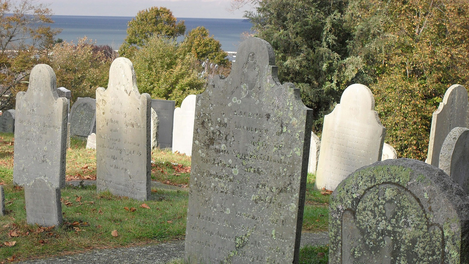 Things To Do In Plymouth MA - Burial Hill